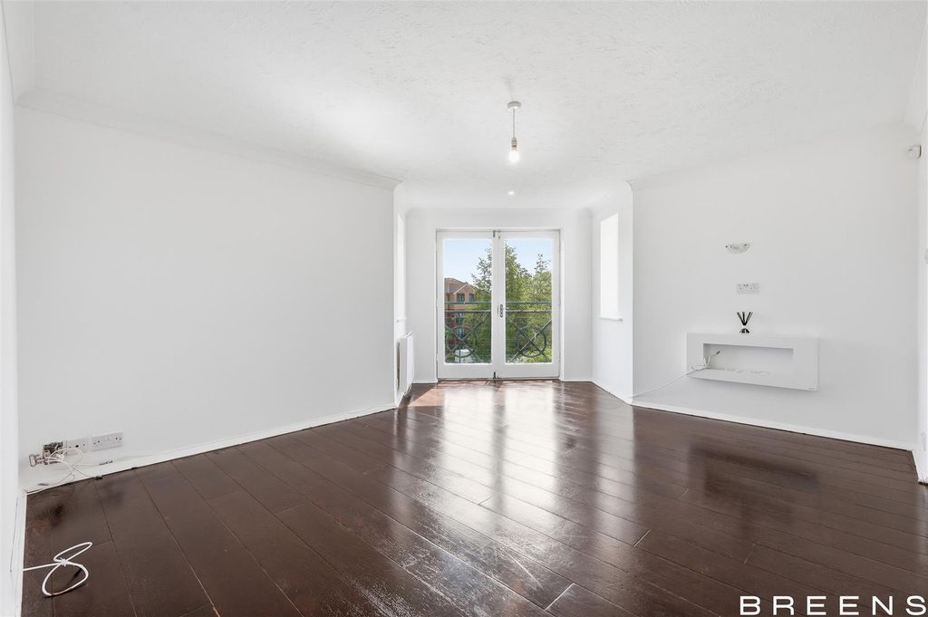 Property photo 2 of 18 15_Img_4148.Jpg