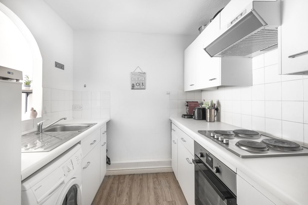 Property photo 3 of 7 617242 (3)