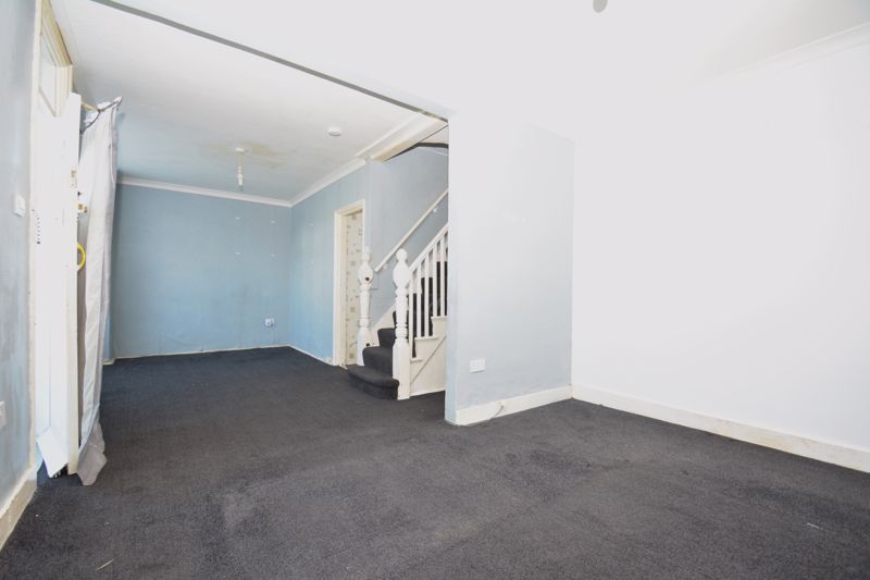 Property photo 3 of 16 Photo 12