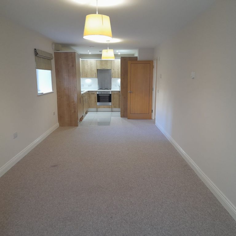 Property photo 2 of 16 Gallery