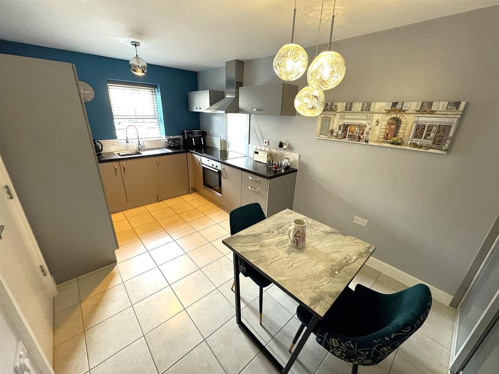 Property photo 2 of 41 Thumbnail_Image0 (1).Jpg