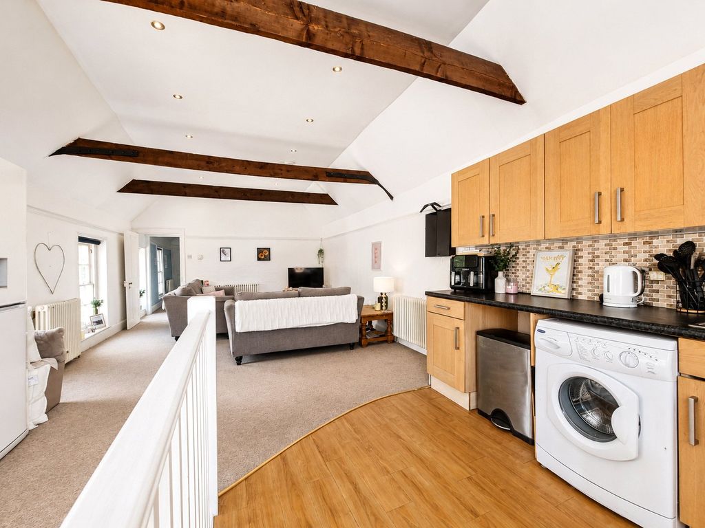 Property photo 3 of 10 Picture No. 24