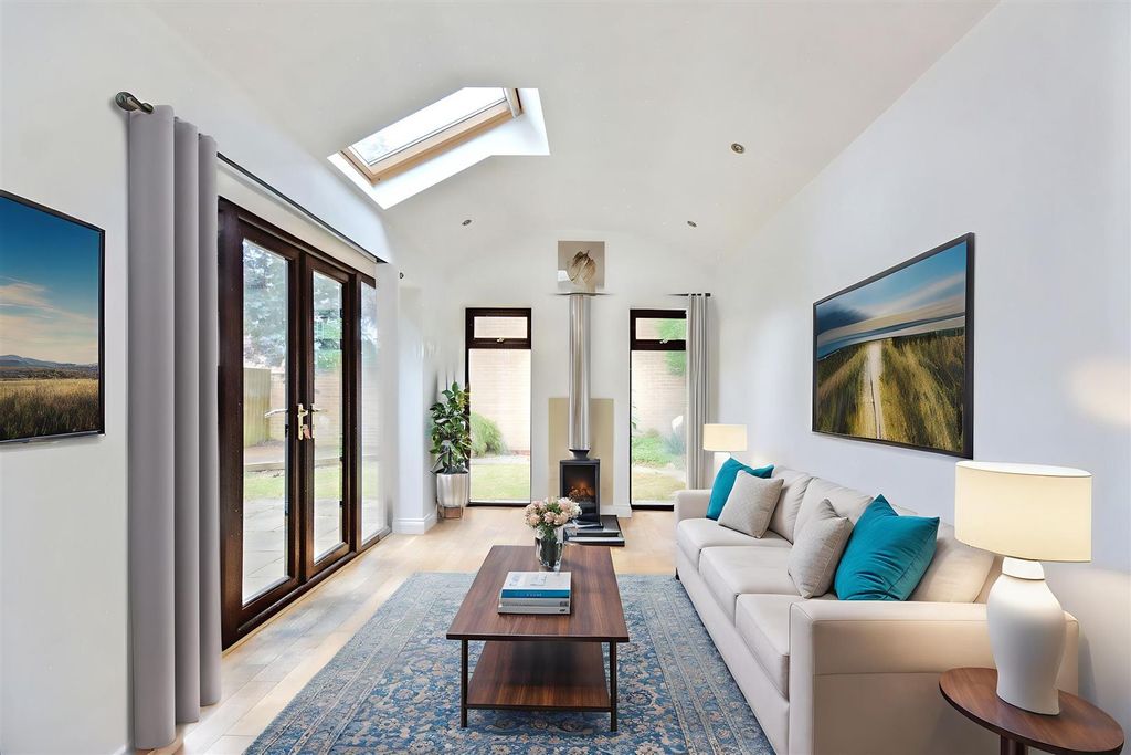 Property photo 3 of 26 Ai Sitting Room.Jpeg