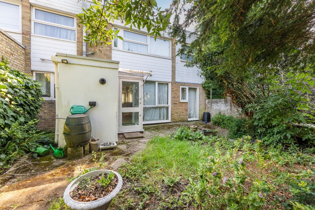 Property photo 2 of 4