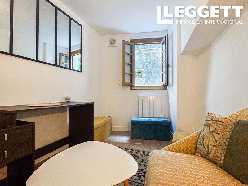 Property photo 3 of 10