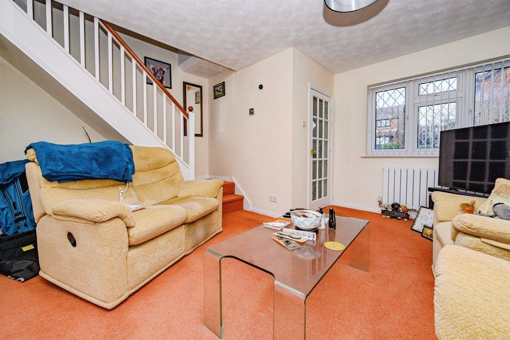 Additional image 5 of 3 bed semi-detached house for saleDexter Close, Luton LU3