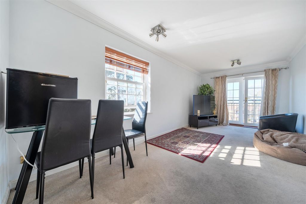 Property photo 3 of 14 1431308-2-69c5835ce4839.Jpg