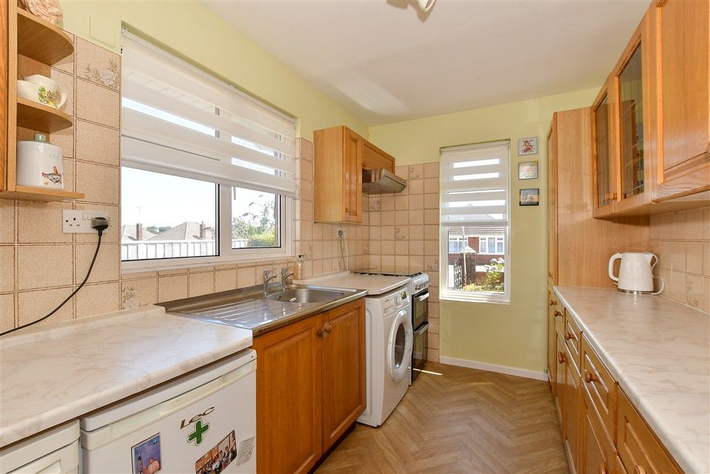 Property photo 3 of 13 Kitchen