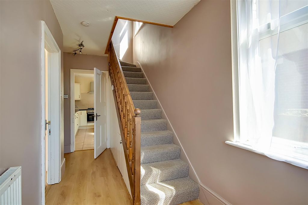 Property photo 3 of 13 Img_5639-Img_5641.Jpg