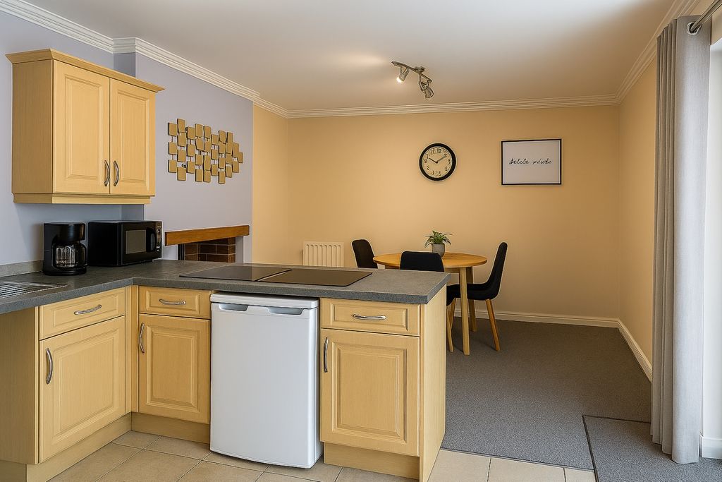 Property photo 3 of 4 Kitchen