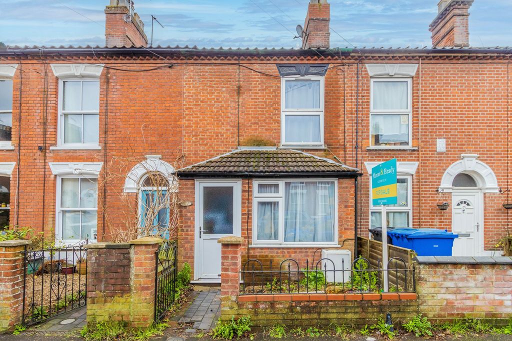 Property photo 1 of 11
