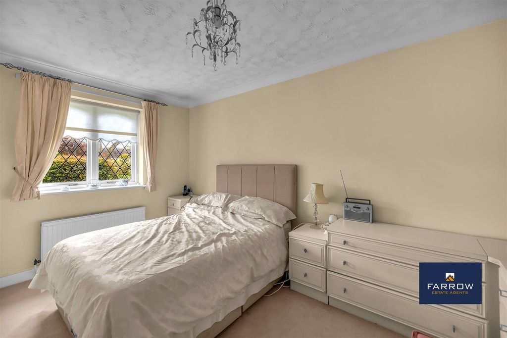 Additional image 16 of 3 bed detached bungalow for saleWellgarth, Grimsby DN32