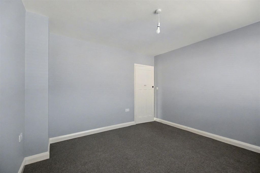 Property photo 3 of 18 Bedroom 1_2.Jpg