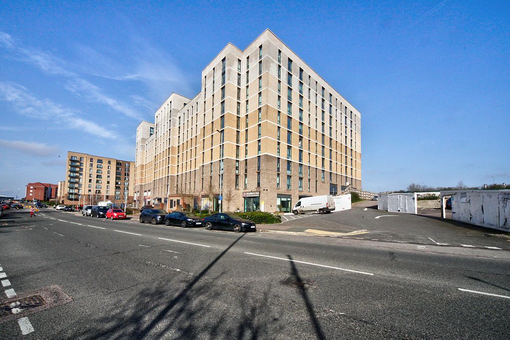 Property photo 2 of 11