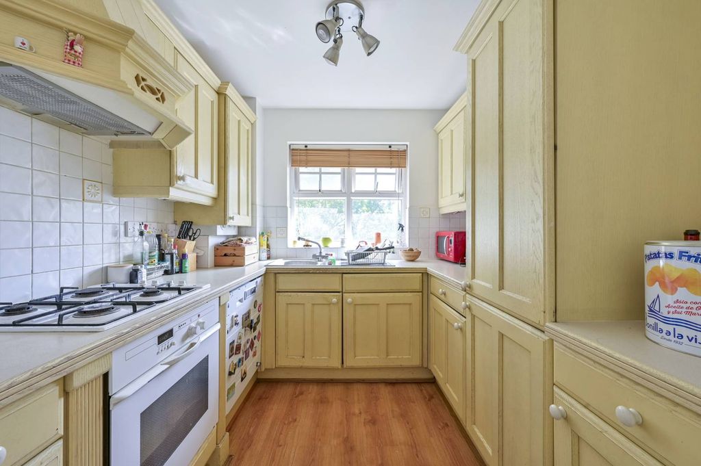 Property photo 3 of 5
