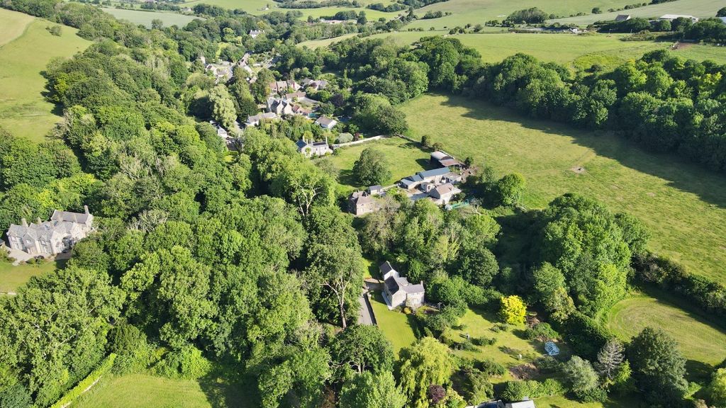 Property photo 2 of 26 Dji_Fly_20250611_083044_385_1749627062311_Photo.Jp