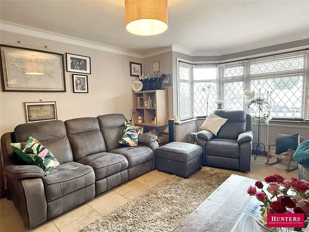 Property photo 3 of 20 Picture No. 05