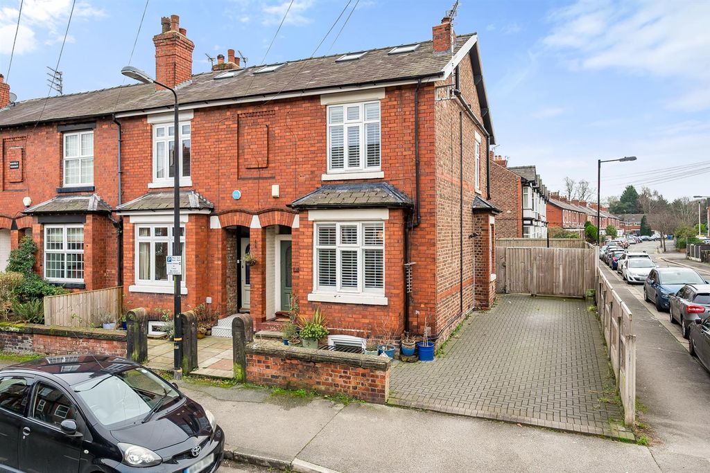 Property photo 1 of 27