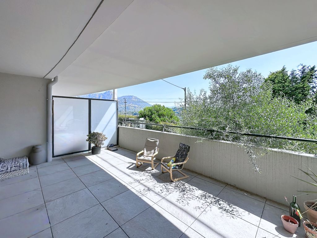 Property photo 1 of 10 Main Exterior View