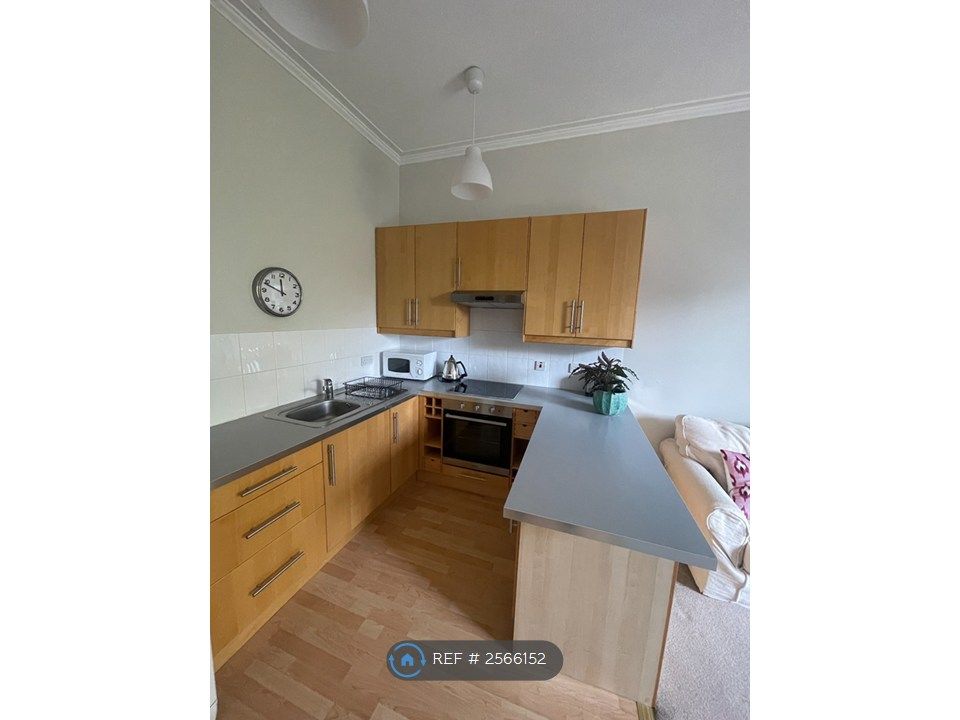 Property photo 3 of 13 Kitchen