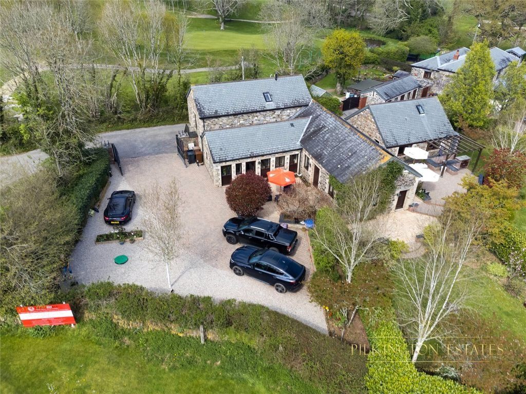 Property photo 2 of 24 4375864