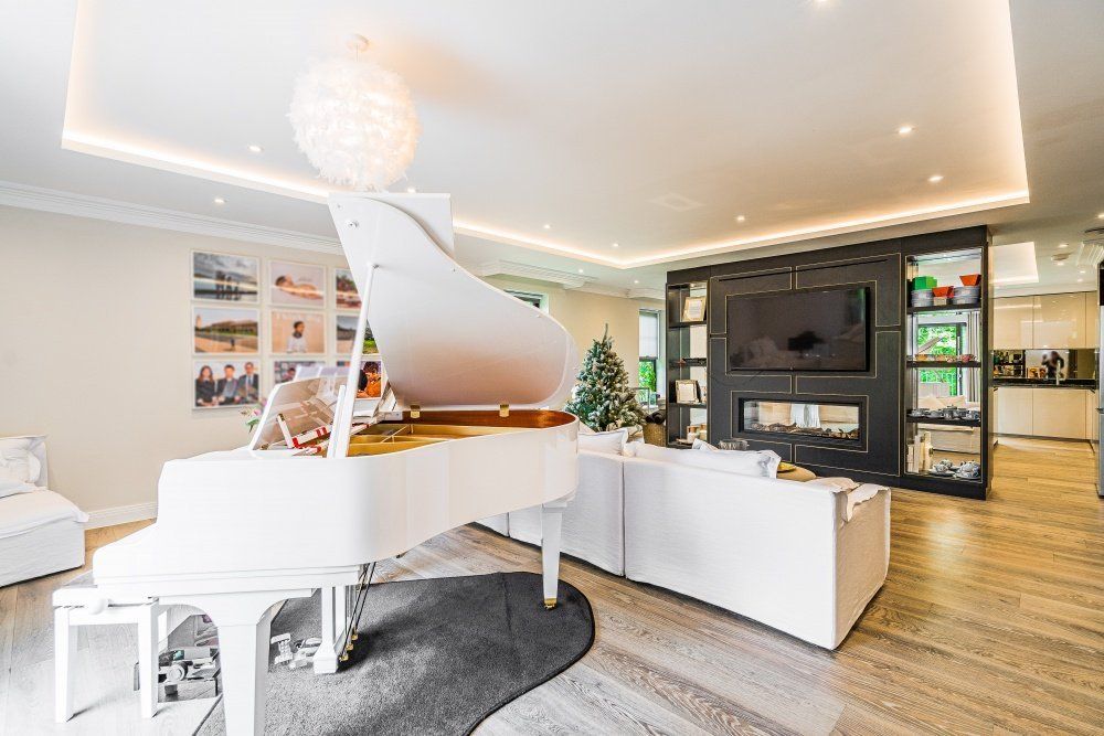 Additional image 5 of 3 bed flat for salePenn Road, Beaconsfield HP9