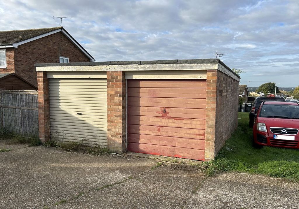 Property photo 1 of 1