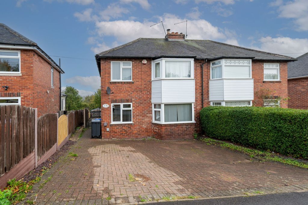 Property photo 1 of 25