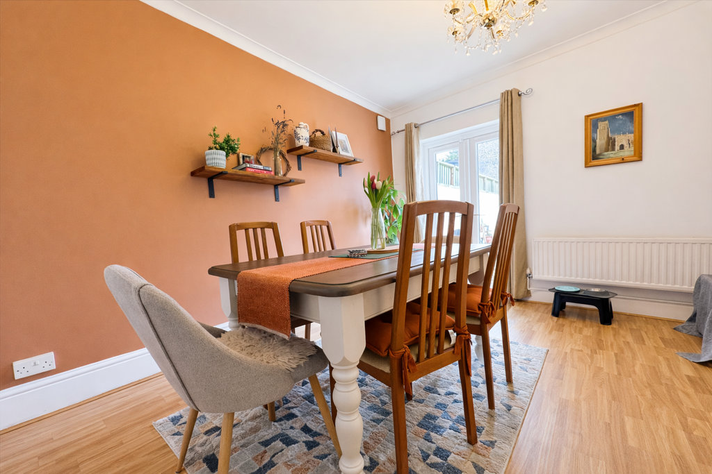 Property photo 3 of 16 Dining Room