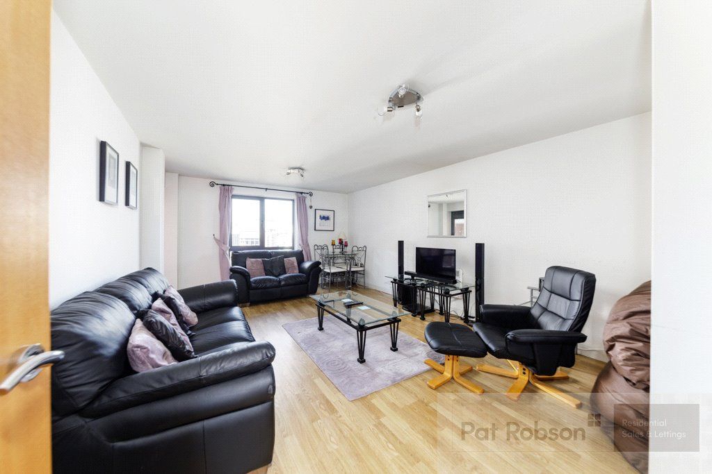 Property photo 2 of 12 Picture 2