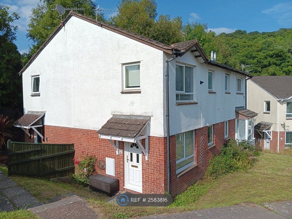 Property photo 1 of 5