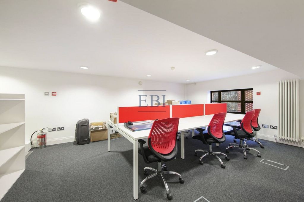 Property photo 2 of 10 Picture No. 02