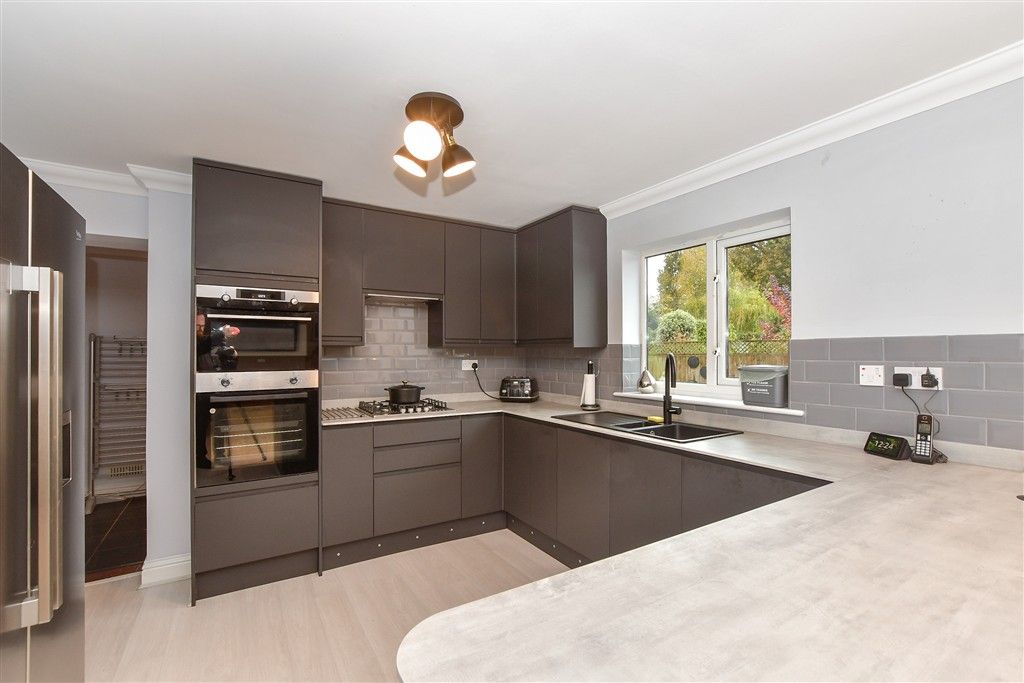 Property photo 3 of 15 Kitchen/Diner