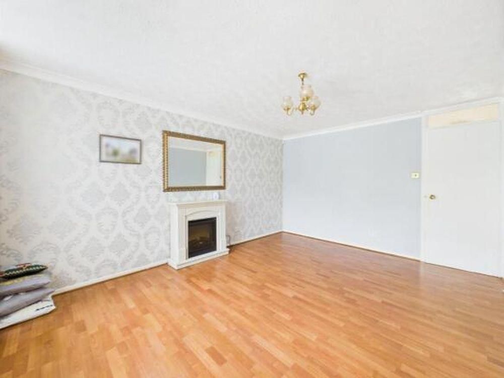 Property photo 3 of 12 3_.Jpg