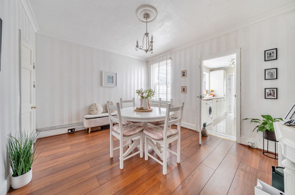 Property photo 3 of 13 1458636-8-6A01d2E...