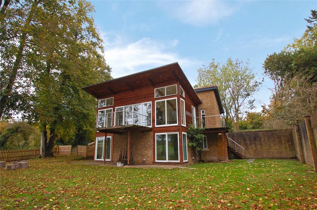 Property photo 1 of 11 Picture No. 01
