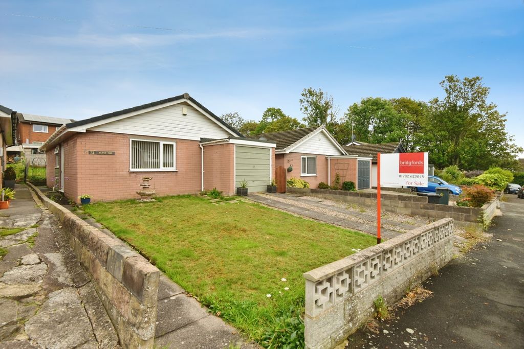 Property photo 2 of 16 Pbox-Img.Jpg