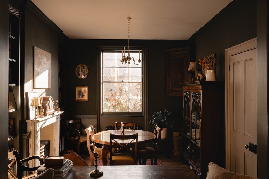 Property photo 2 of 34