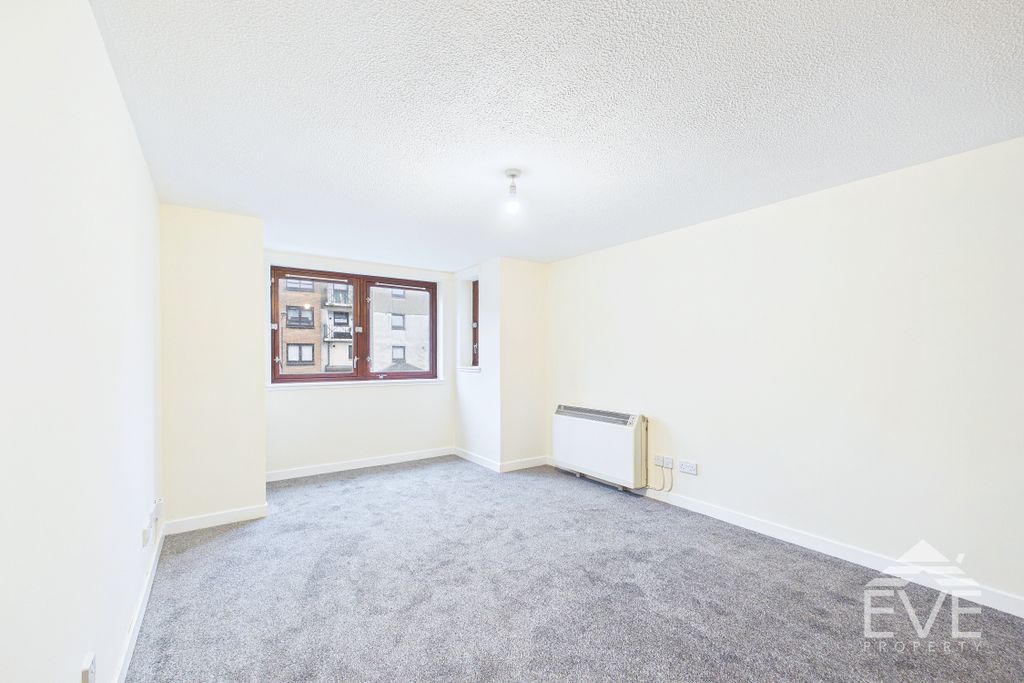 Property photo 3 of 17 Cam05526G0-Pr0189-Still007