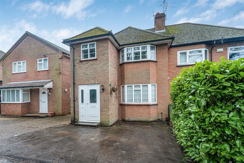 Property photo 1 of 18 21_70400.Jpg