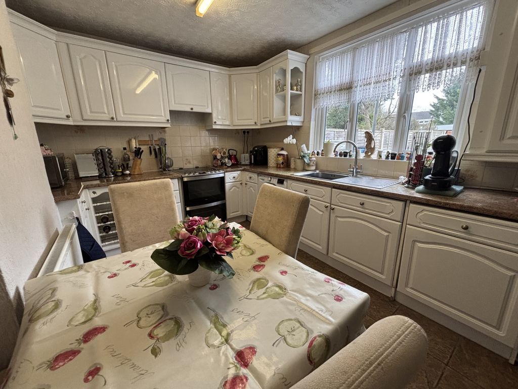 Property photo 2 of 5 Photo 2