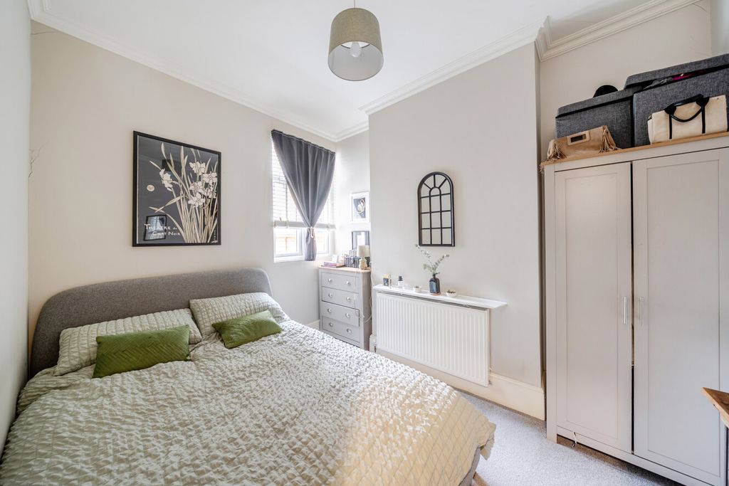 Property photo 3 of 11 1535099-11-1A15Ec...
