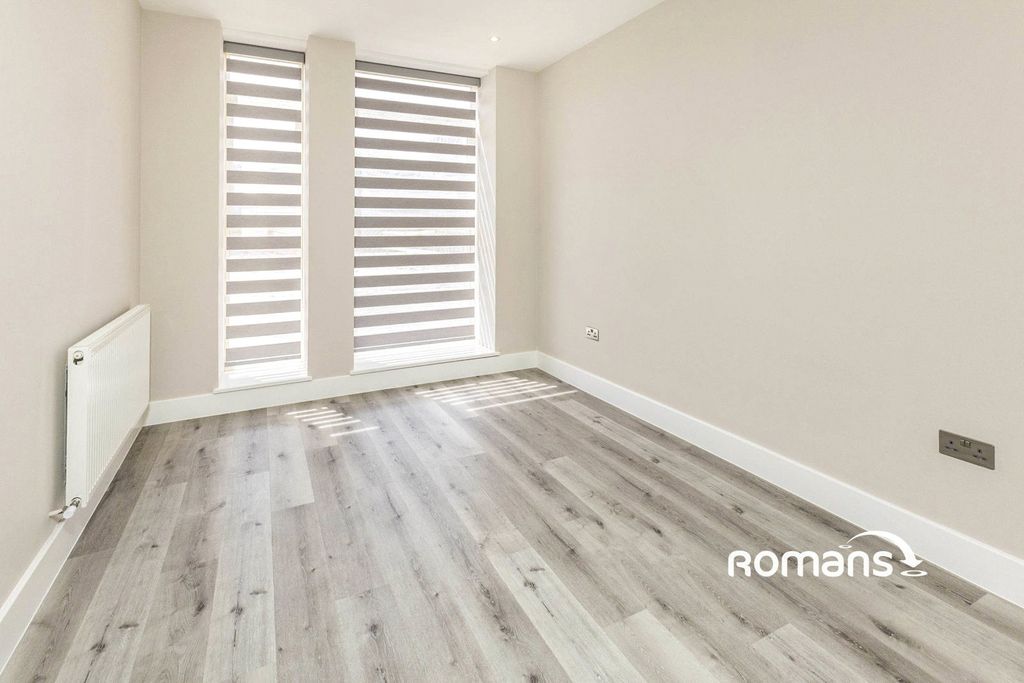 Property photo 2 of 9 Picture No. 06