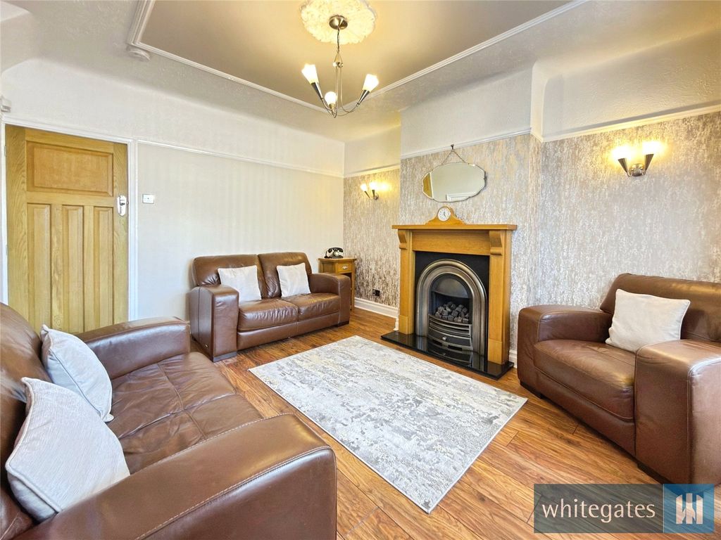 Property photo 3 of 21 Picture No. 12