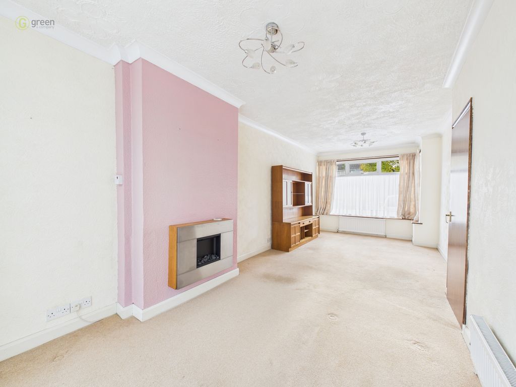 Property photo 2 of 34