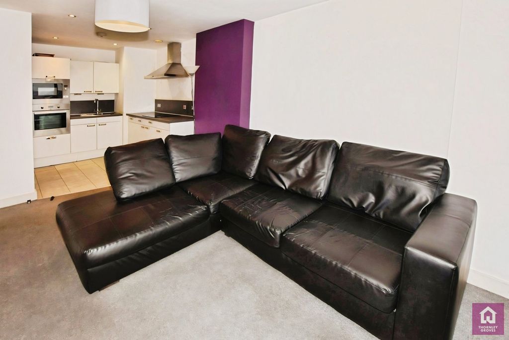Property photo 1 of 15 Pbox-Img.Jpg