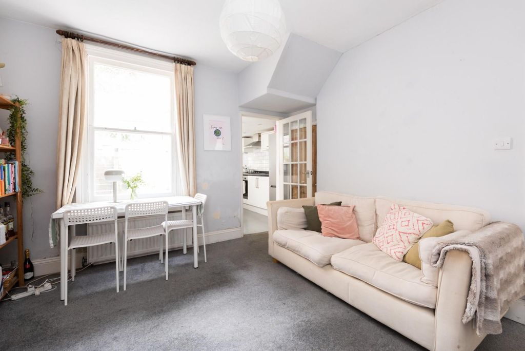 Property photo 3 of 19 3 Pera Place, Bath Ba1 5Nx-2.Jpg