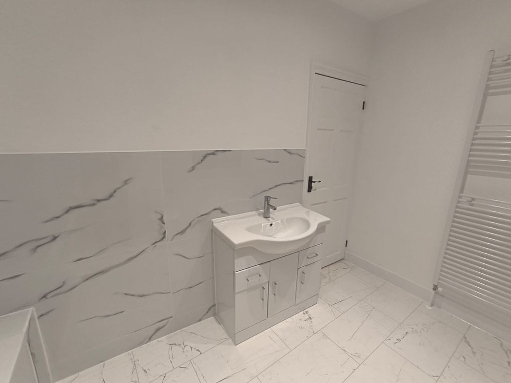 Property photo 3 of 20 Gallery