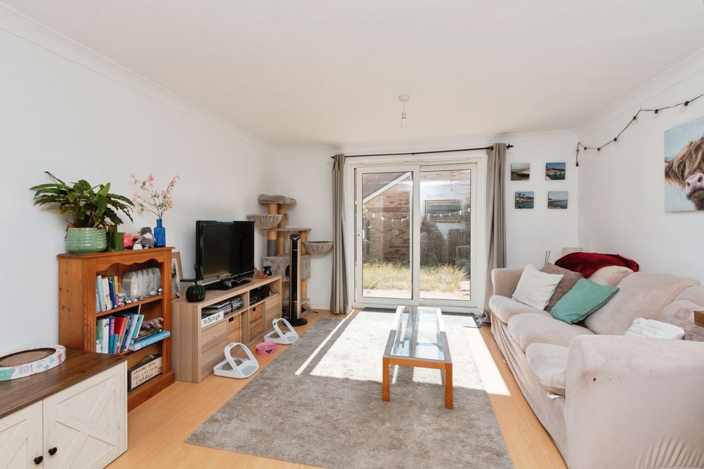 Property photo 3 of 20 Pbox-Img.Jpg