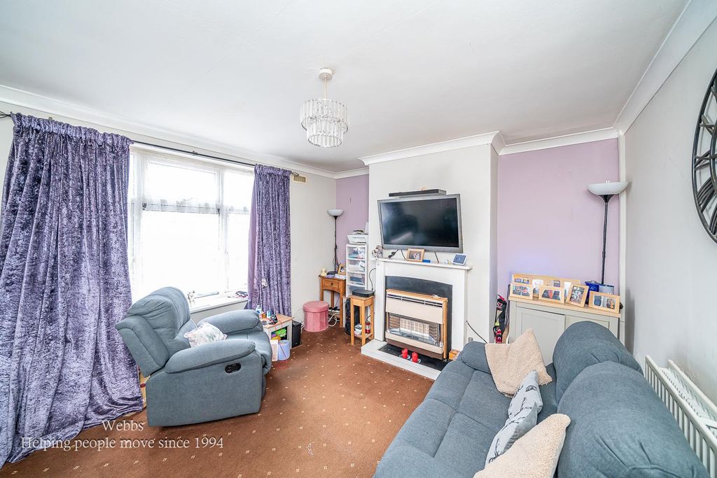 Property photo 3 of 19 Webbs-1.Jpg